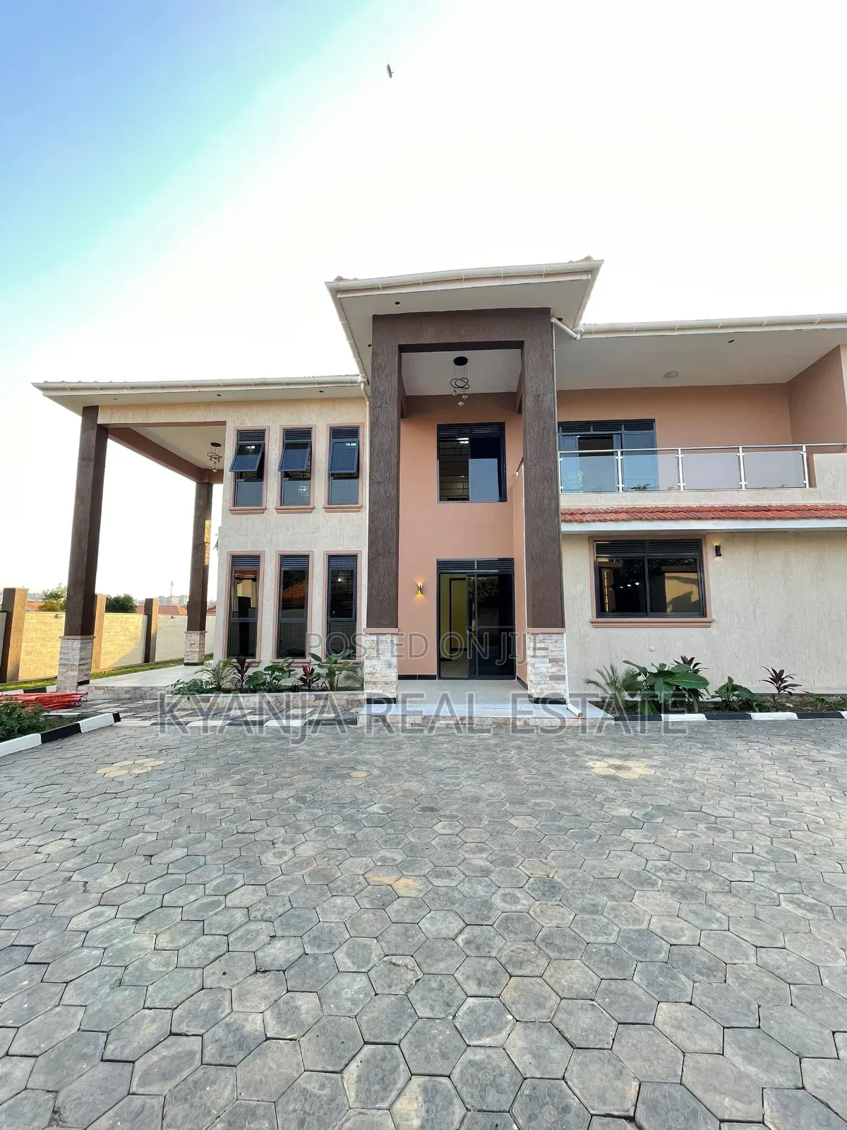6bdrm Mansion in Kulambiro Estates, Nakawa for sale in Nakawa
