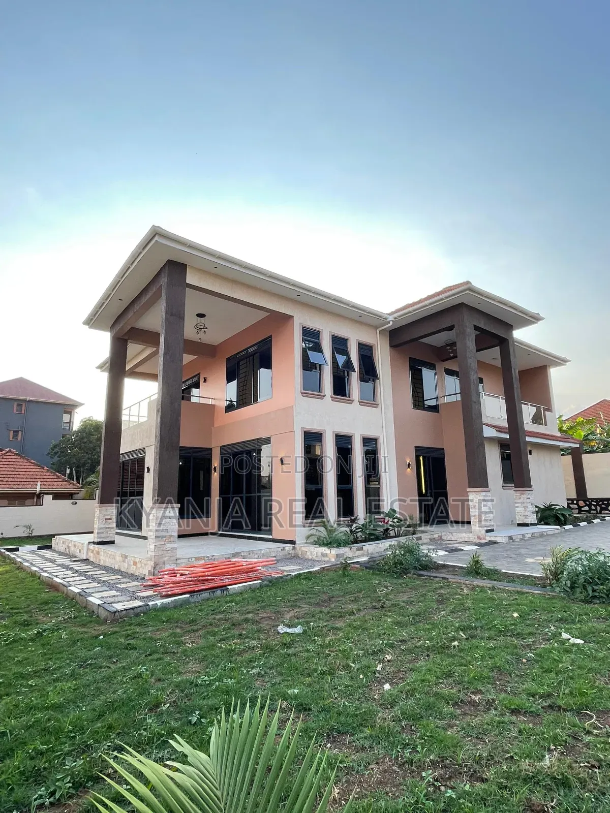 6bdrm Mansion in Kulambiro Estates, Nakawa for sale in Nakawa