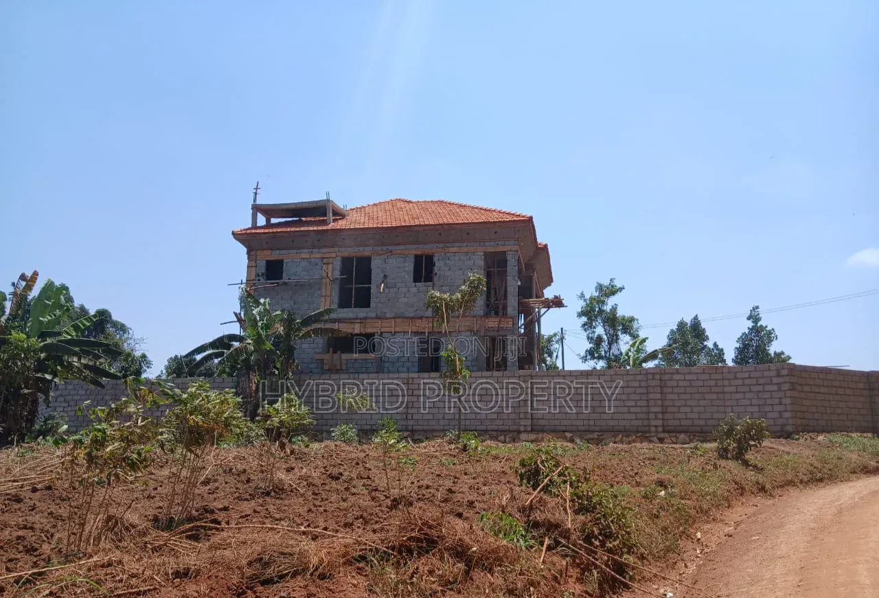 Prime Plots for Sale at Wakiso~Buyera Temangalo Estate~Hoima Road. in Wakiso / Wakiso