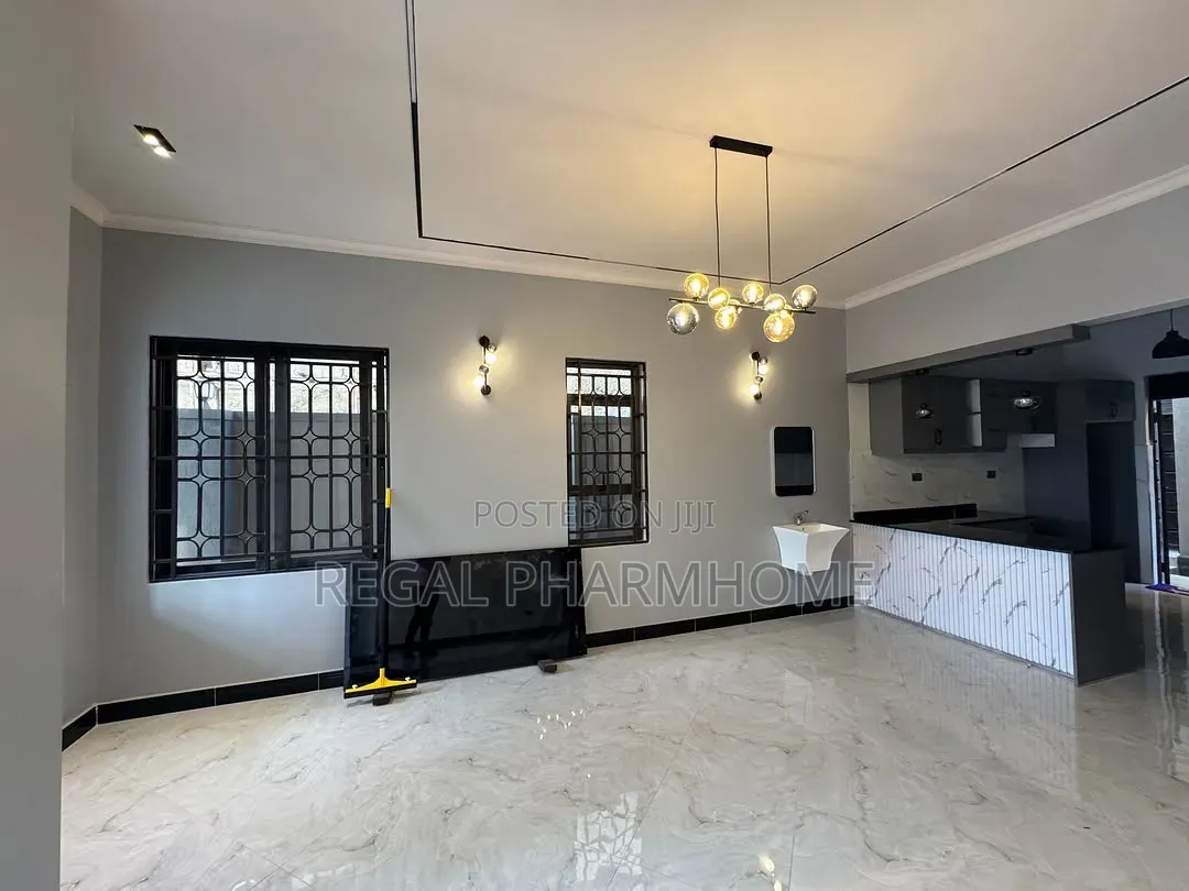 4bdrm Bungalow in Muyenga, Central Division for rent in Central Division