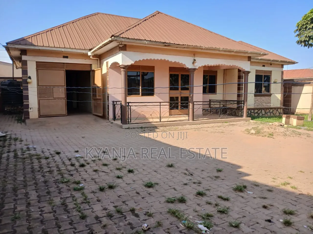3bdrm Bungalow in Kyanja Estates, Kawempe for sale in Kawempe