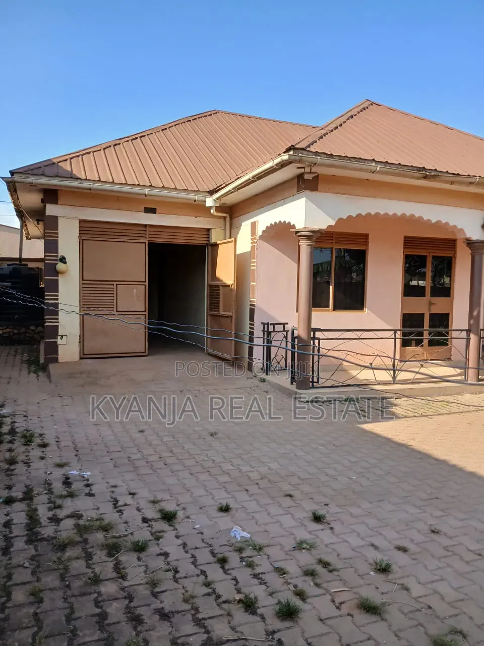 3bdrm Bungalow in Kyanja Estates, Kawempe for sale in Kawempe