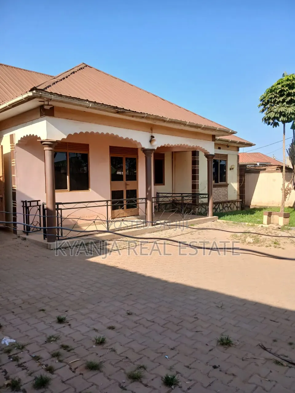 3bdrm Bungalow in Kyanja Estates, Kawempe for sale in Kawempe