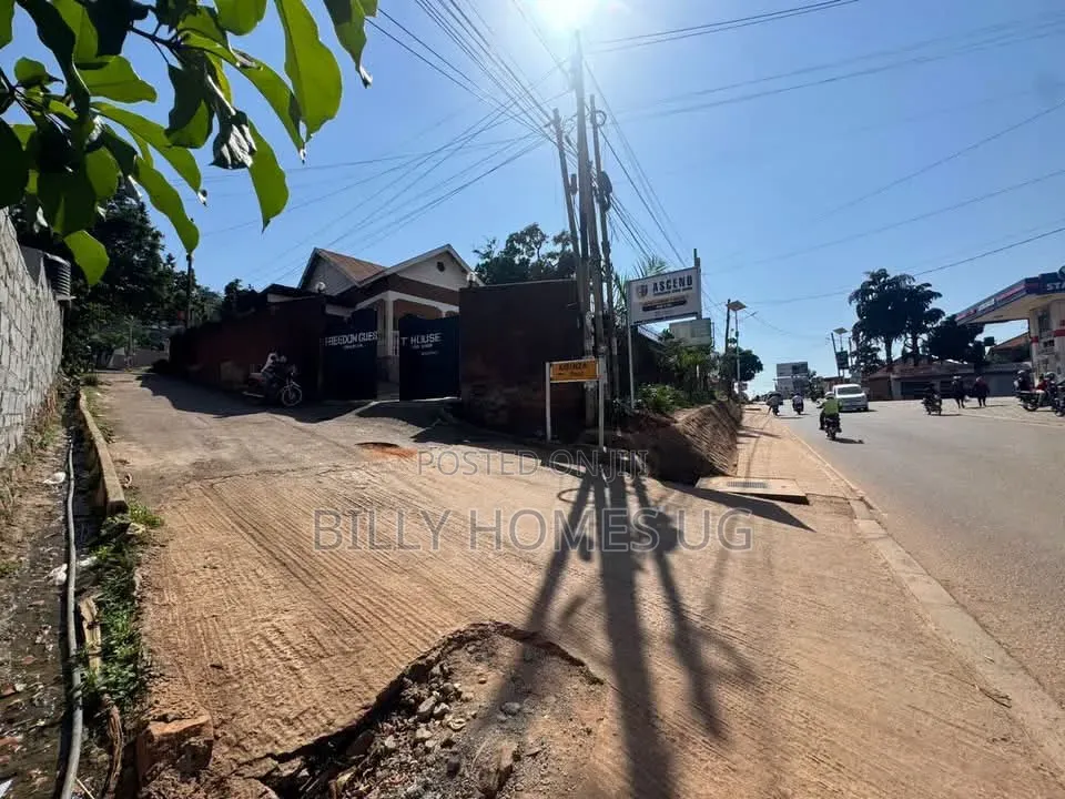 57decimals Prime Commercial Land for Sale in Lukuli-Konge Road in Makindye
