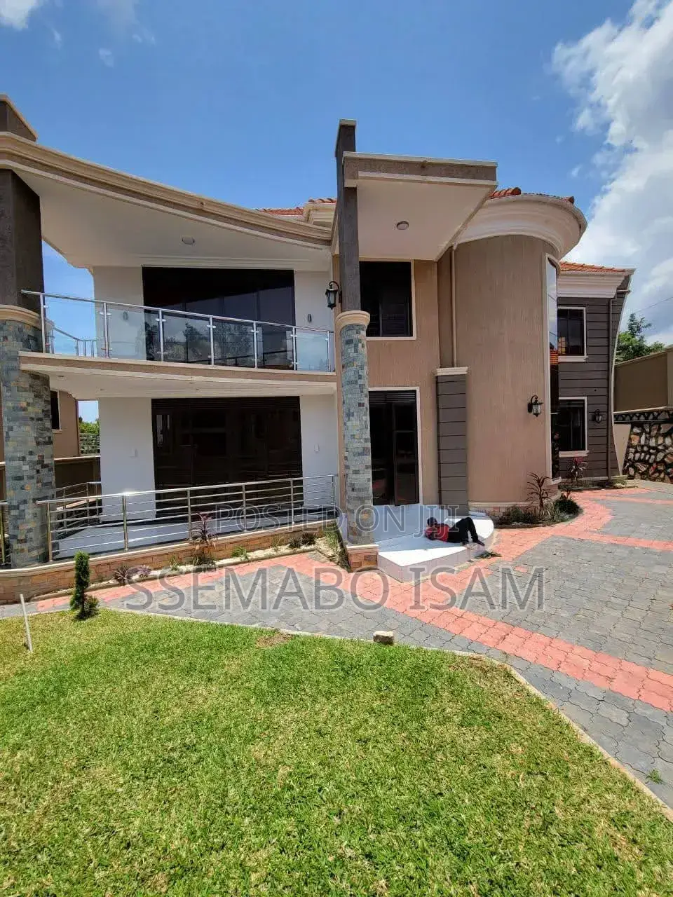 4bdrm House in Standalone Kisaasi, Central Division for rent in Central Division