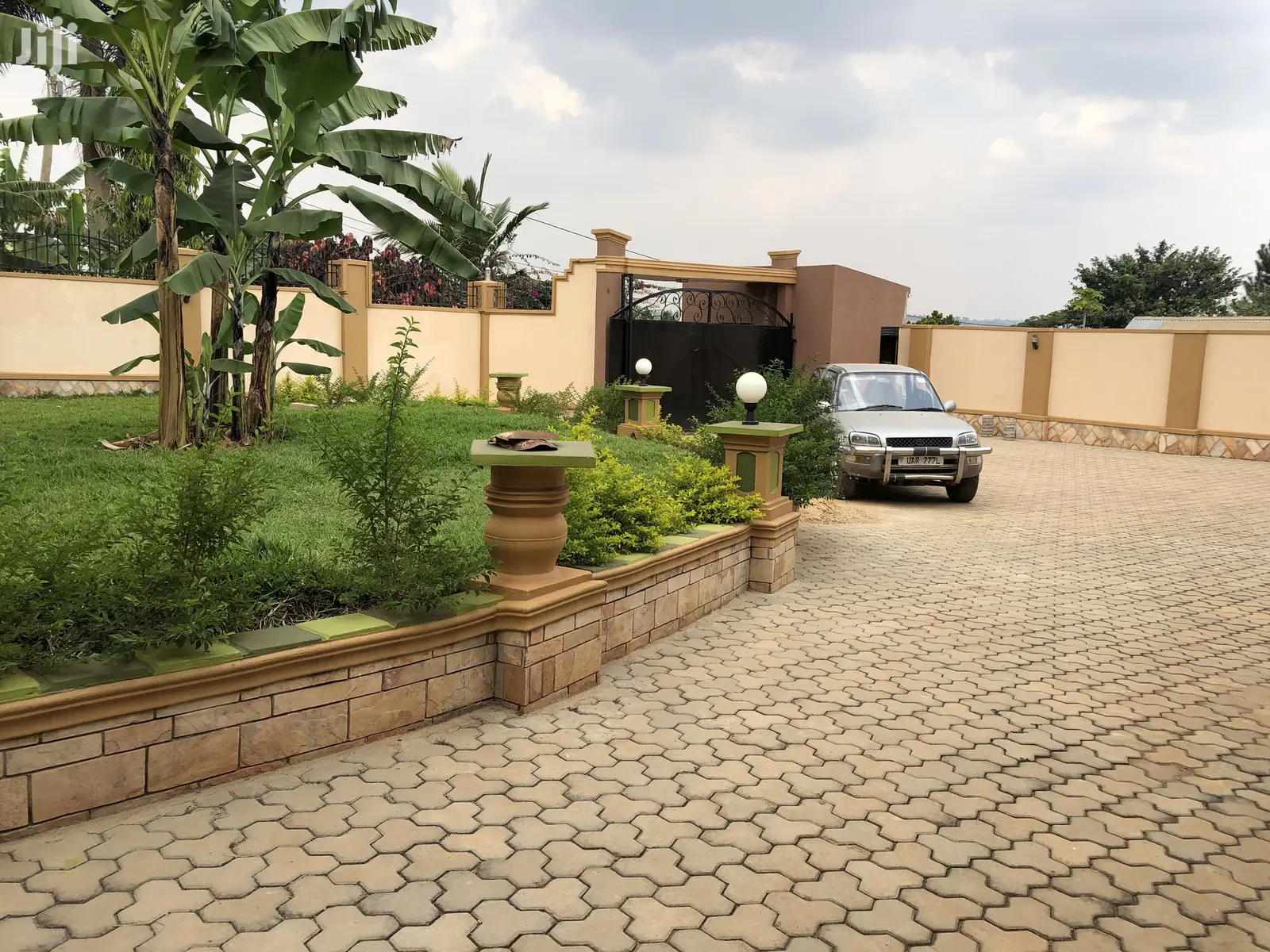 Furnished 5bdrm House in Kira, Kampala for Sale in Kampala