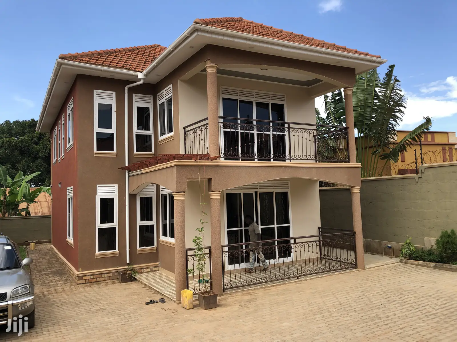 Stylish Home in Naalya on Sell in Kampala