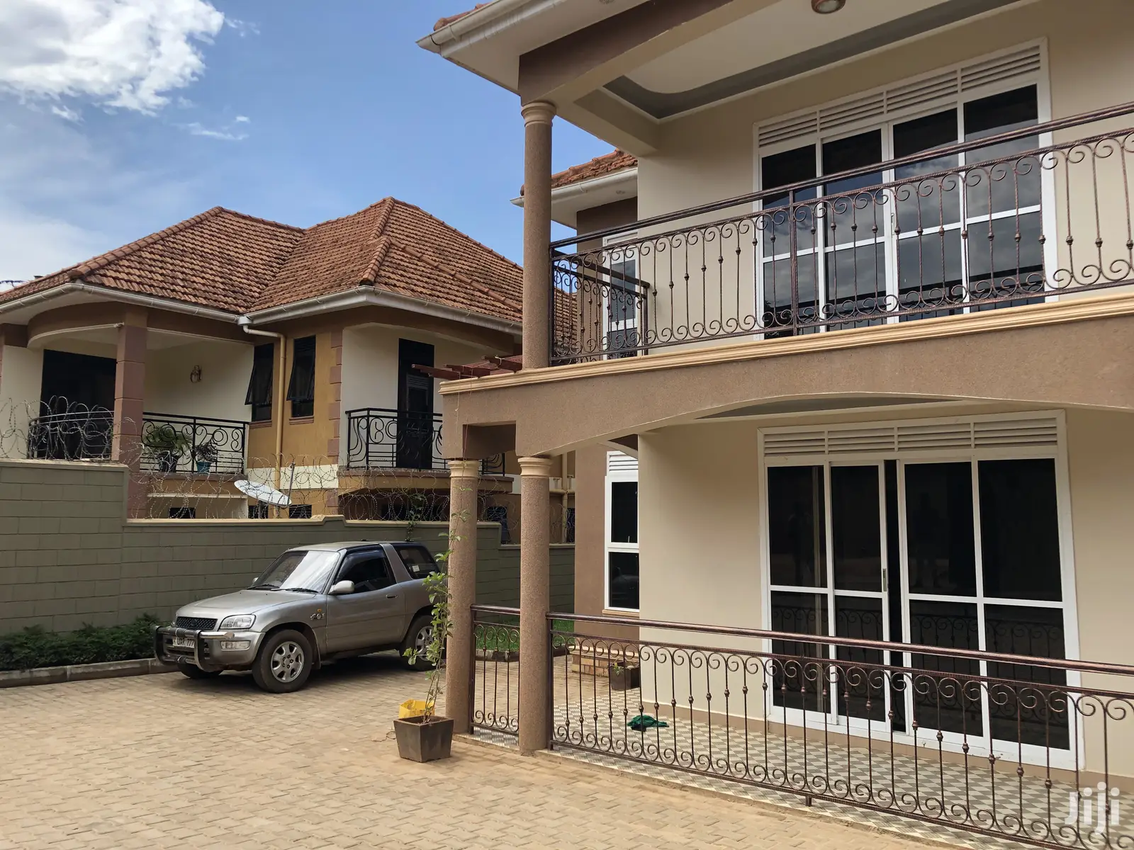 Stylish Home in Naalya on Sell in Kampala