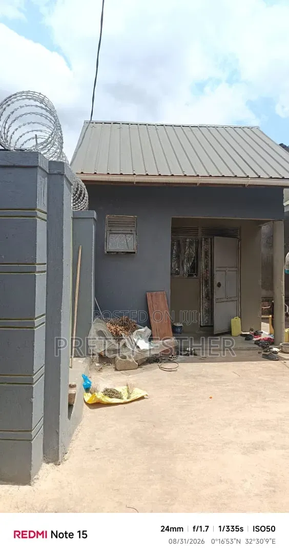 Furnished 3bdrm House in Kyengera, Central Division for sale in Central Division