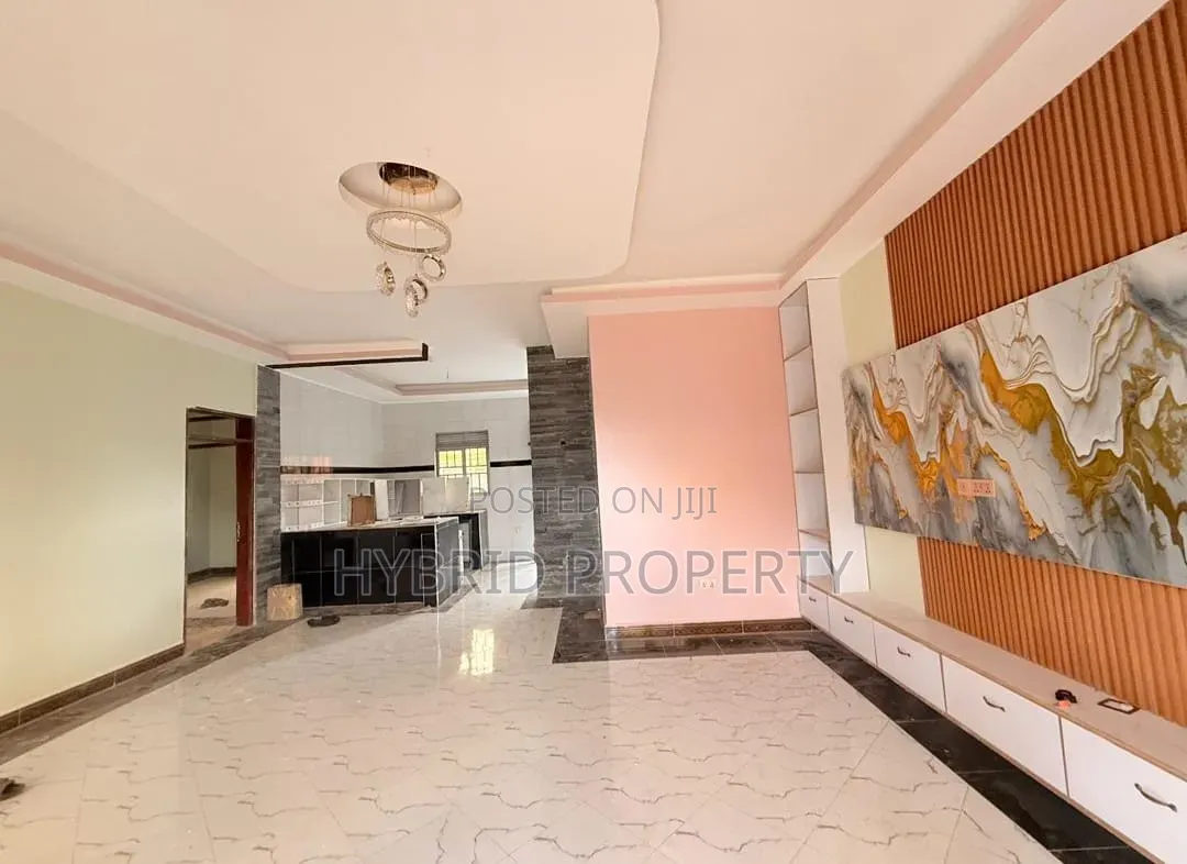 4bdrm House in Nansana Along Hoima for sale in Wakiso / Wakiso