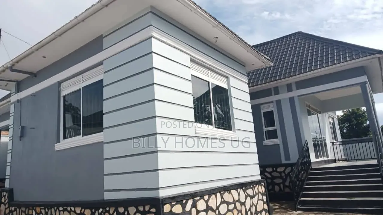 5bdrm Bungalow in Nangabo for sale in Nangabo