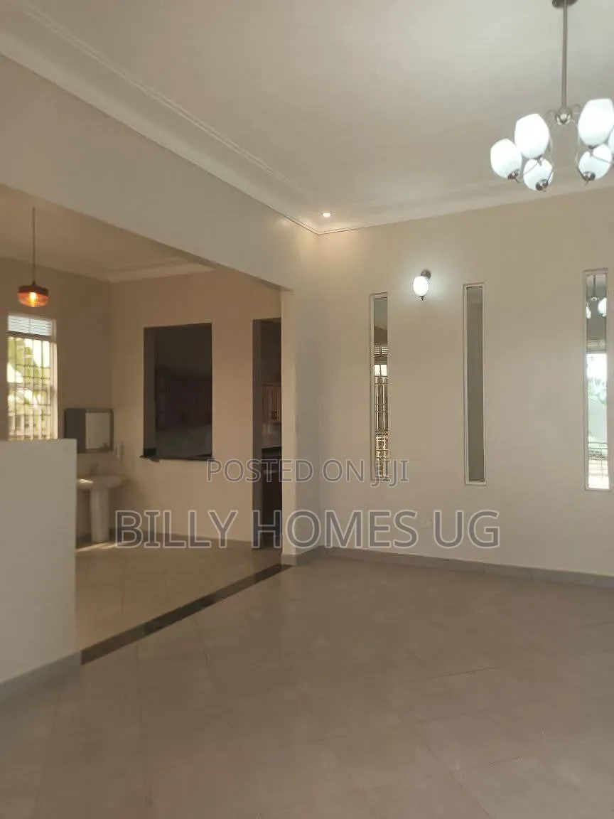 4bdrm Bungalow in Nangabo for sale in Nangabo