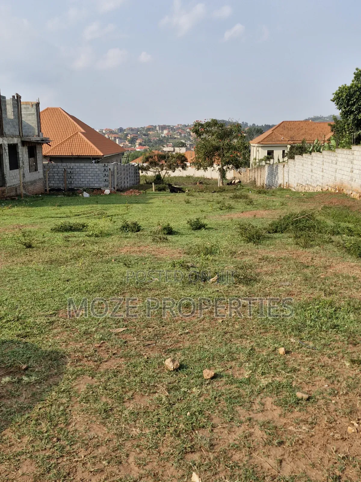 Kira Nsasa 100*100 Plot for Sale. in Central Division