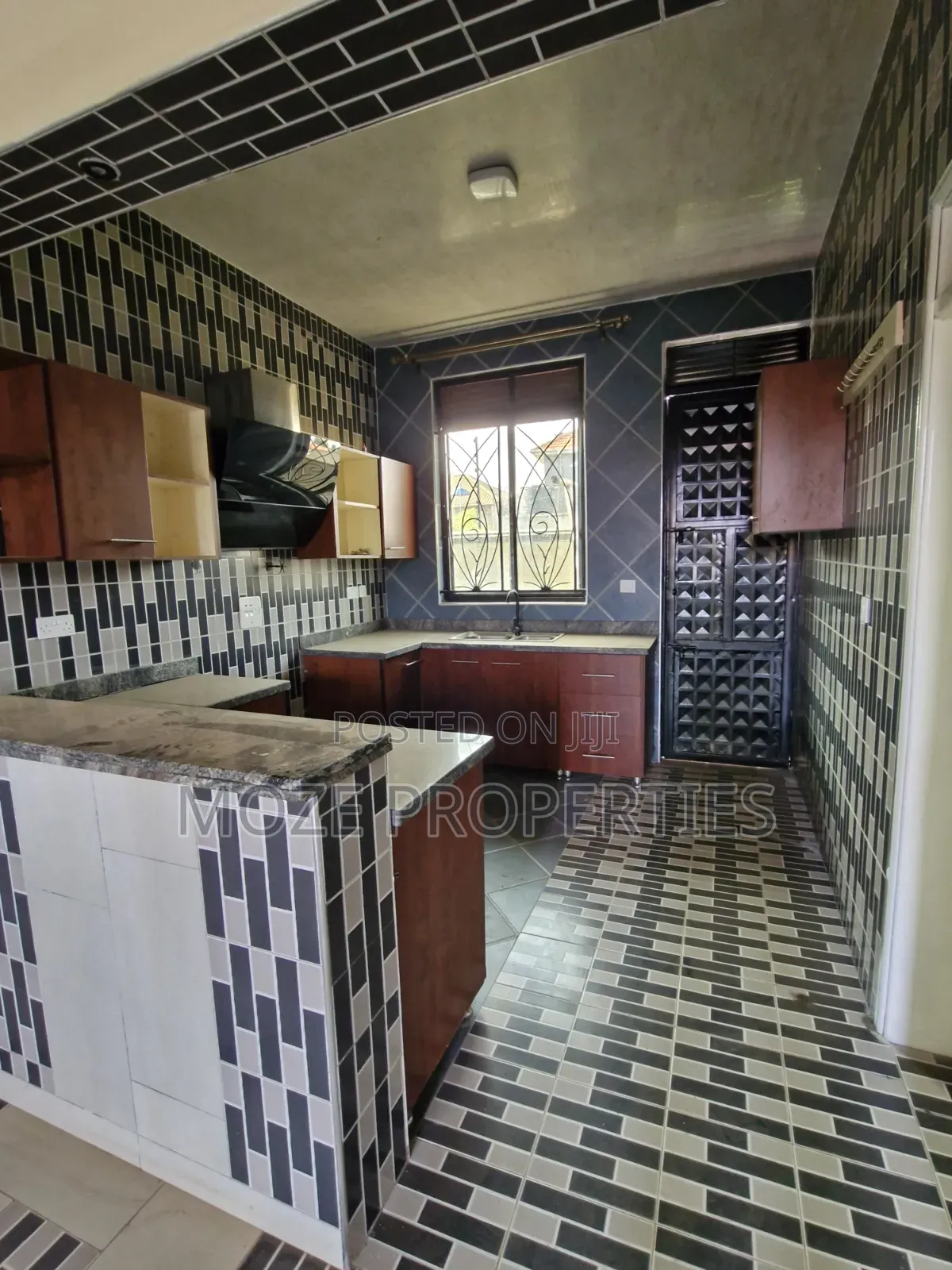 2bdrm Apartment in Kyaliwajala Nabwojo, Central Division for rent in Central Division