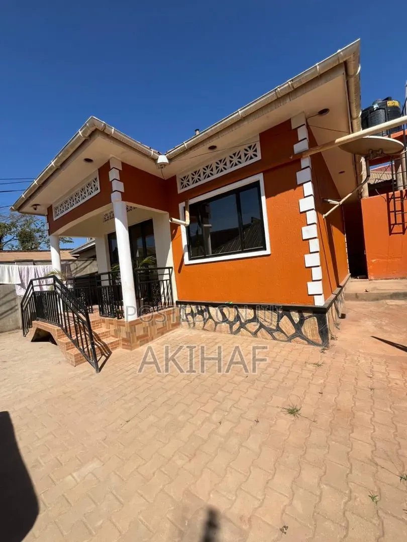 2bdrm House in Ndejje Kanaaba, Makindye for sale in Makindye