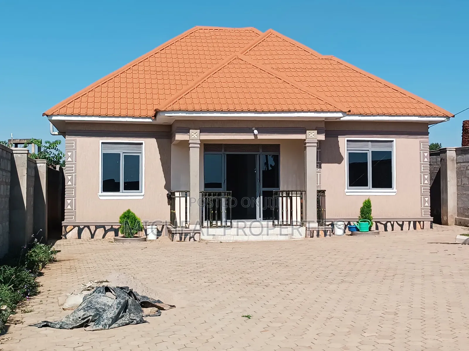 3bdrm House in Kasangati Kitti 180M, Kawempe for sale in Kawempe