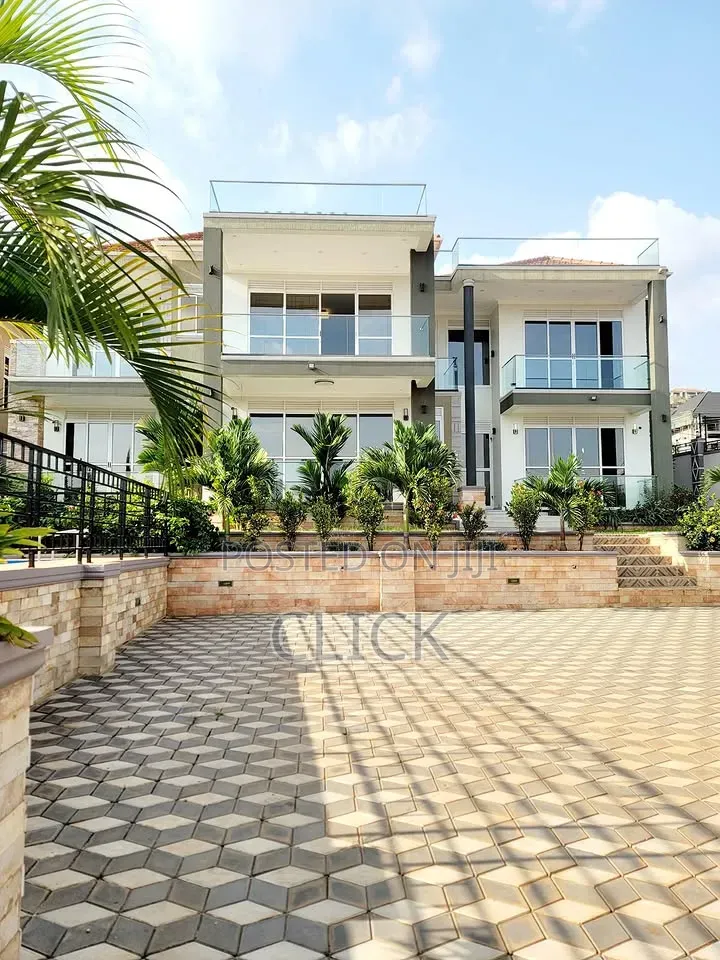 5bdrm Duplex in Muyenga, Makindye for rent in Makindye