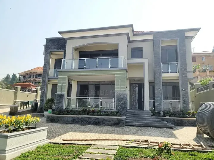 5bdrm Duplex in Muyenga, Makindye for rent in Makindye