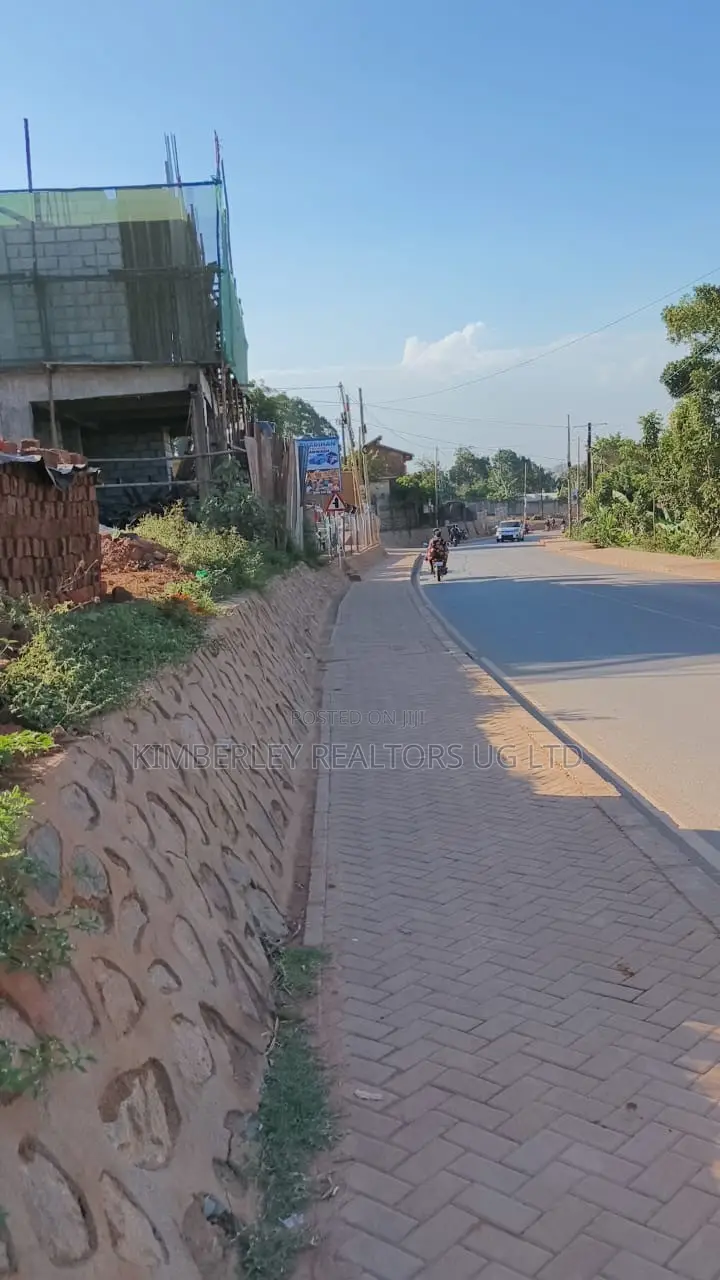 🔥🔥 Prime Commercial Plot for Sale in Kawempe Ttula! 🔥🔥 in Kawempe
