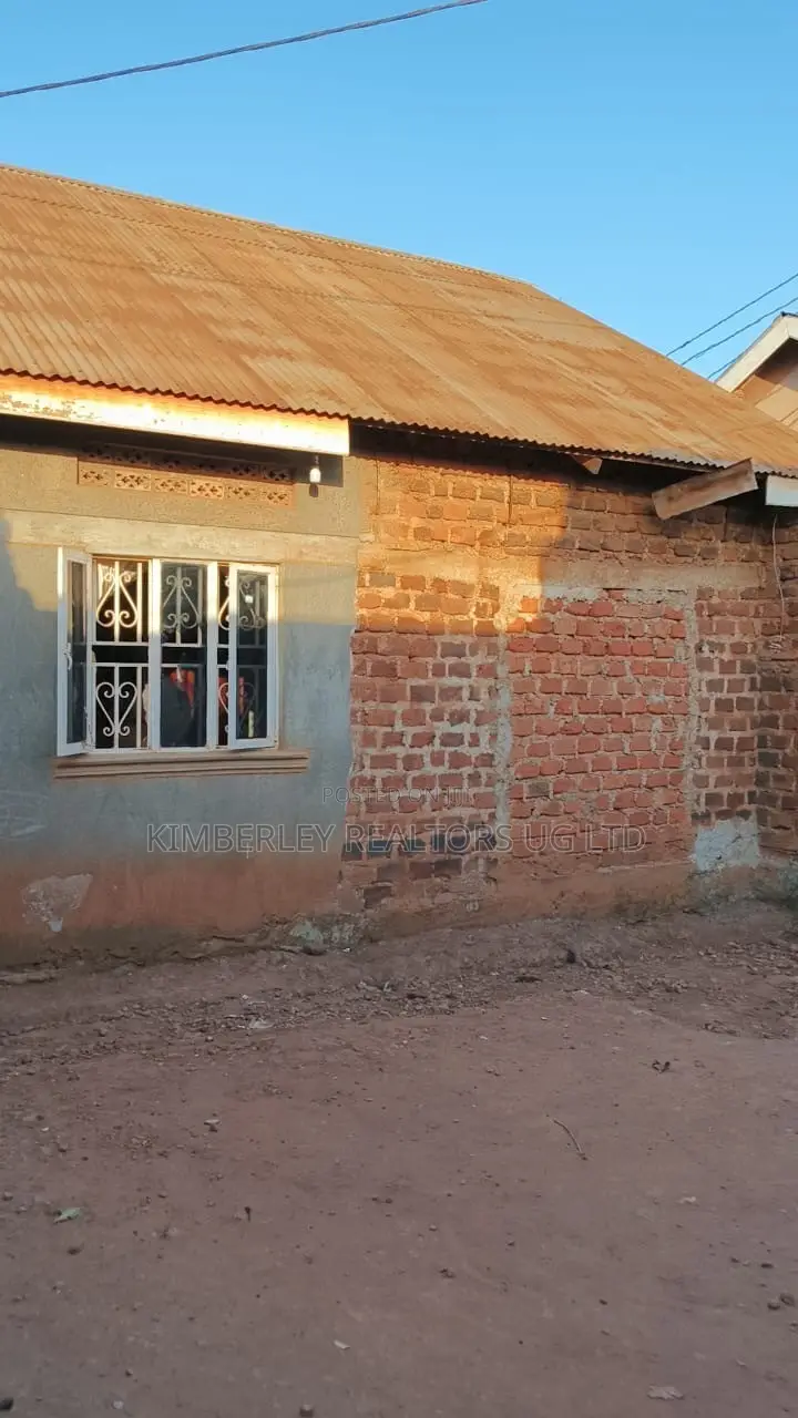 🔥🔥 15 Commercial Decimals of Prime Land for Sale in Kawempe Ttula! 🔥🔥 in Kawempe