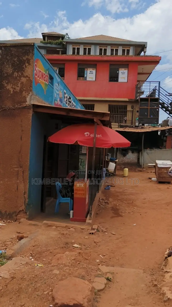 🔥🔥 14 Shops for Sale in Bombo Road, Kawempe! 🔥🔥 in Kawempe