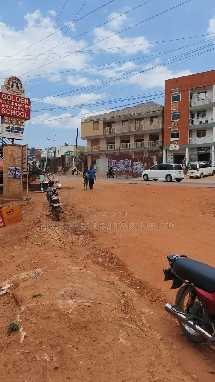 🔥🔥 14 Shops for Sale in Bombo Road, Kawempe! 🔥🔥 in Kawempe