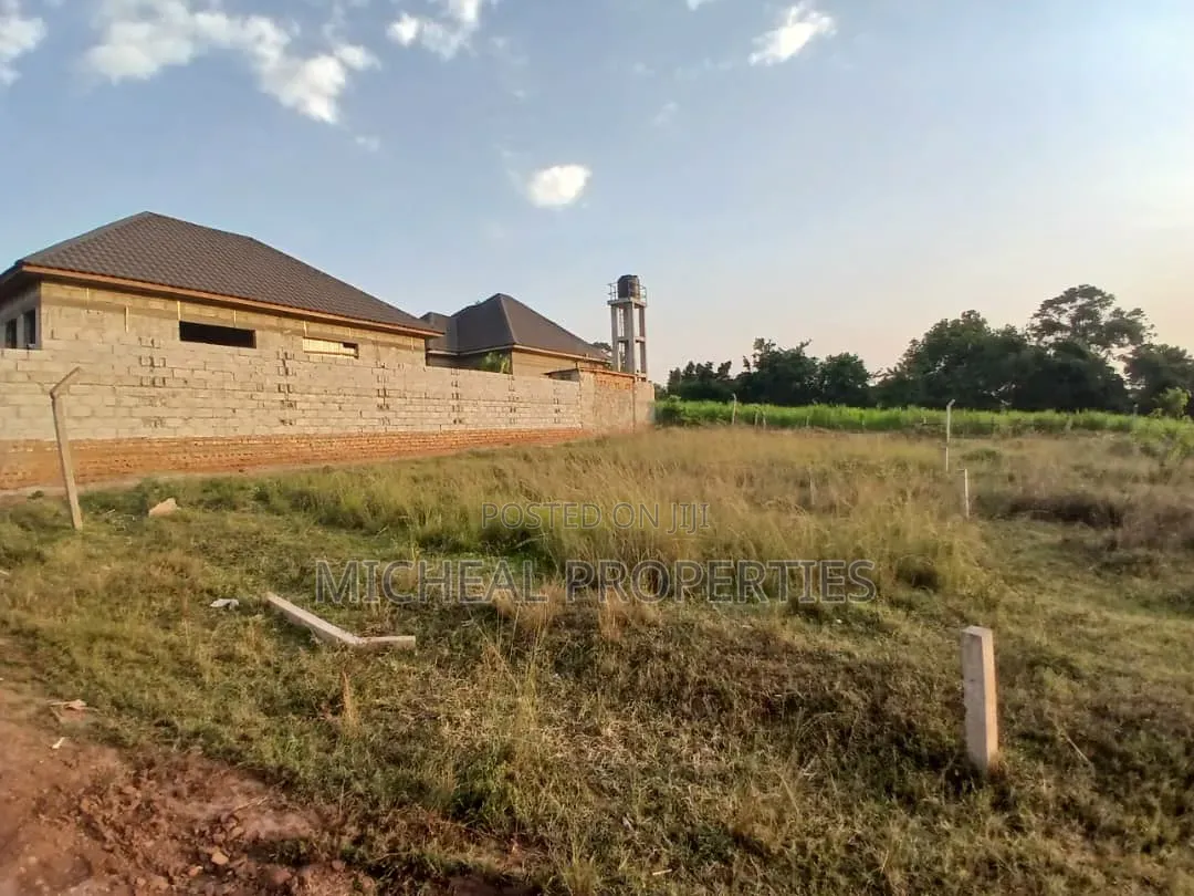 Plot for Sell Masoli Gayaza Rd at 85m in Kawempe