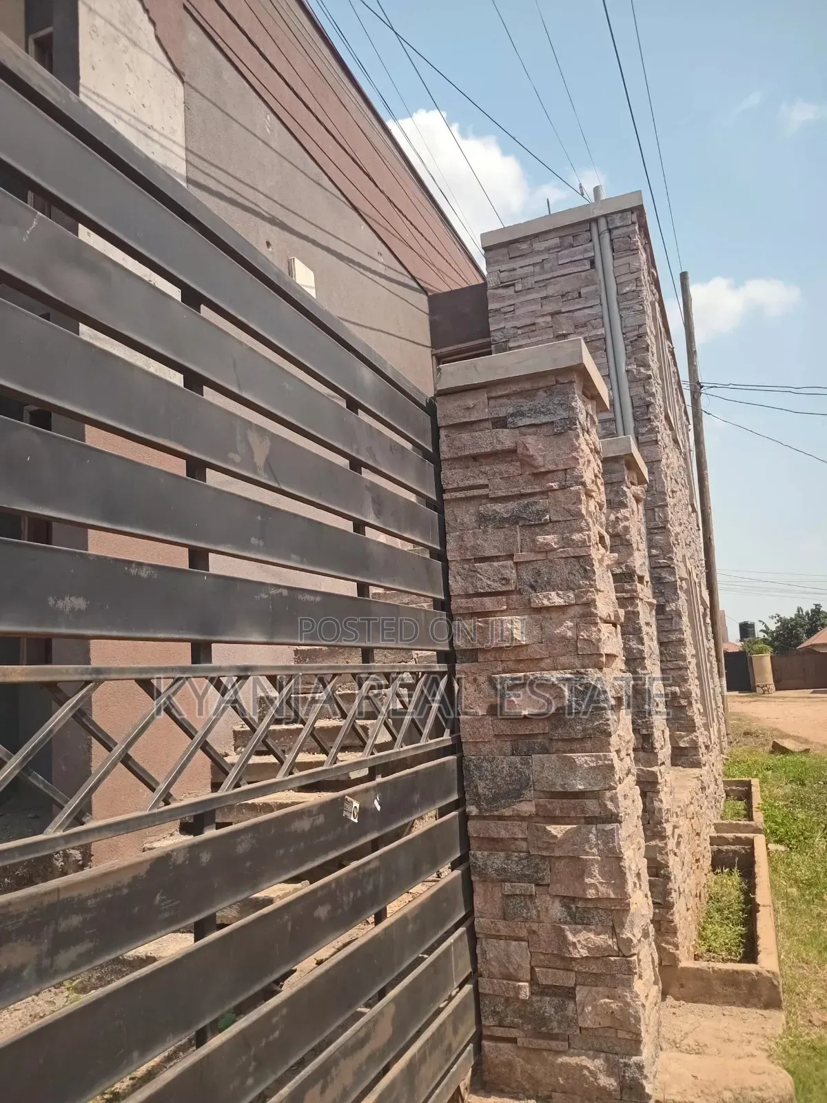 1bdrm Duplex in Kyanja Estates, Nakawa for sale in Nakawa