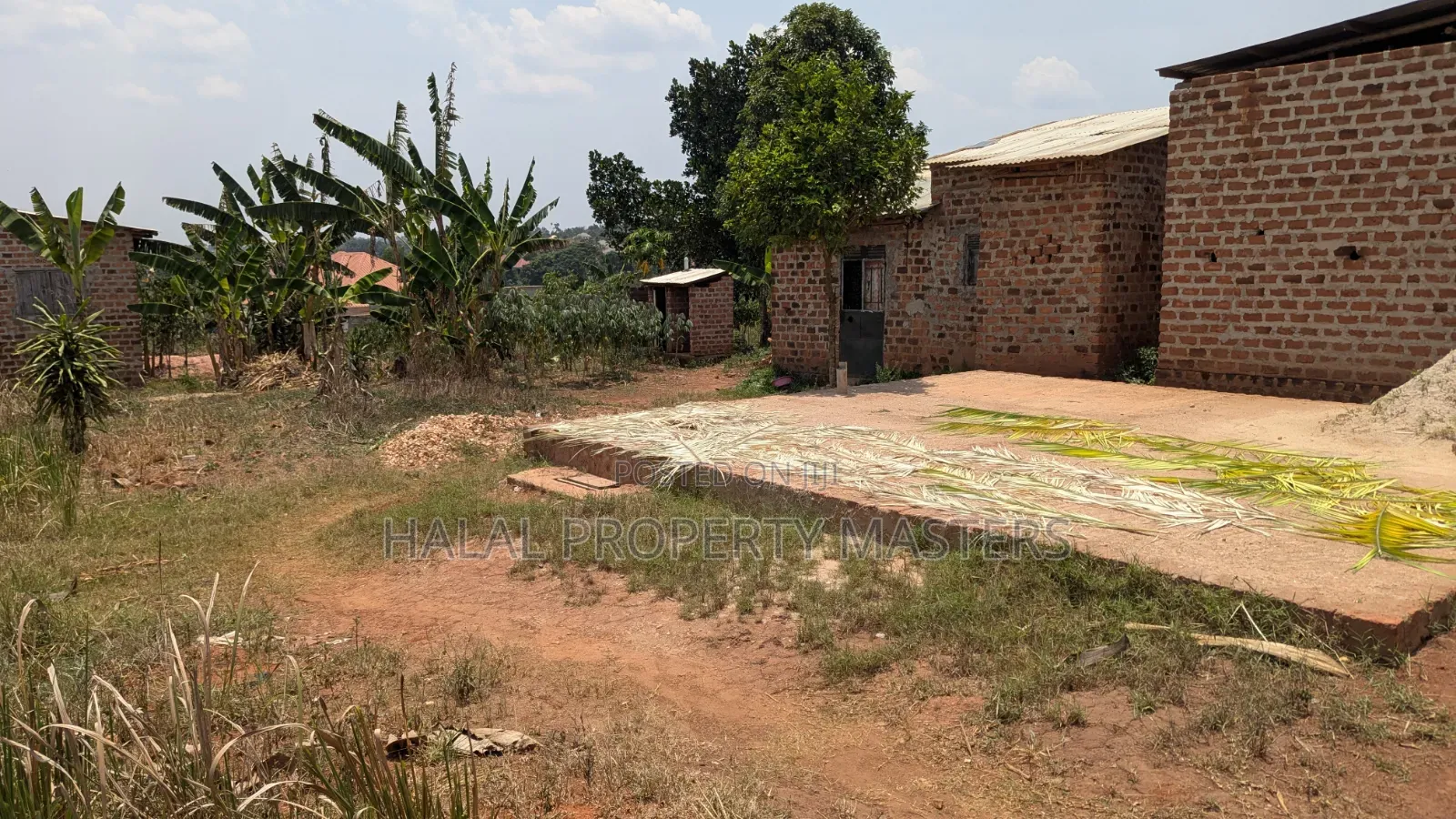 Plot for Sale in Matugga Kavule Town in Gombe