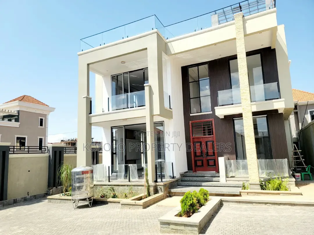 4bdrm Mansion in Munyonyo, Central Division for sale in Central Division