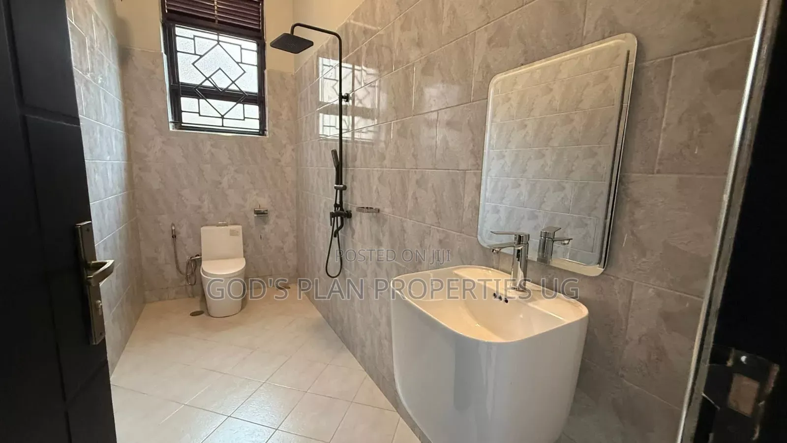 2bdrm Apartment in Muyenga Estate, Central Division for rent in Central Division