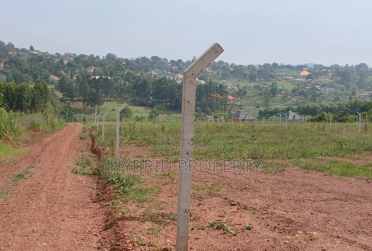 Prime Plots for Sale at Gayaza~Busukuma Elite Land Estate~Gayaza Road. in Busukuma