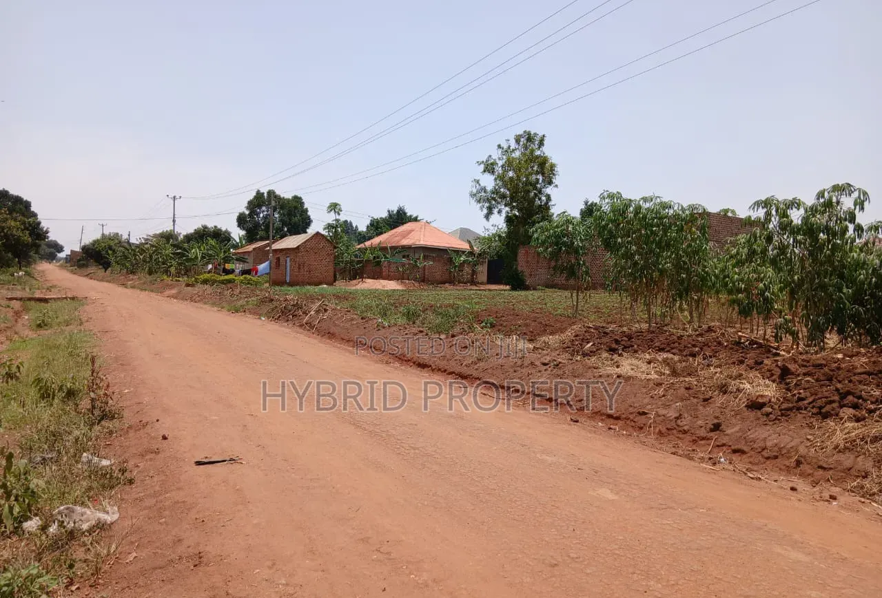 2 Commercial Plots for Sale at Busiika~Wabikokoma Estate~Gayaza Road. in Kalagala