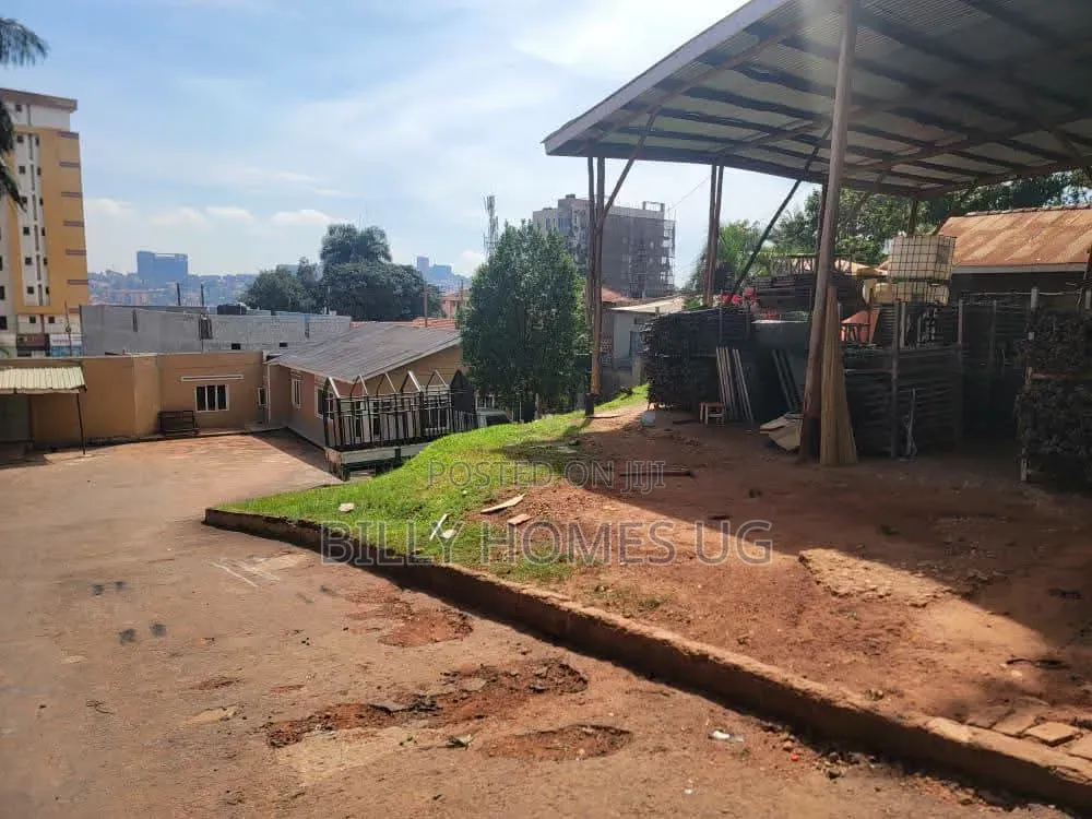 25decimals Prime Plot for Sale in Kamwokya-Mawanda Road in Central Division