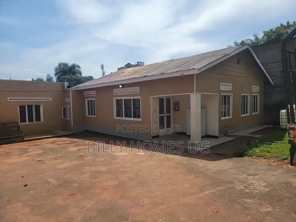 25decimals Prime Plot for Sale in Kamwokya-Mawanda Road in Central Division