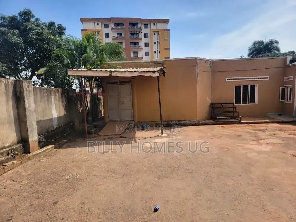 25decimals Prime Plot for Sale in Kamwokya-Mawanda Road in Central Division