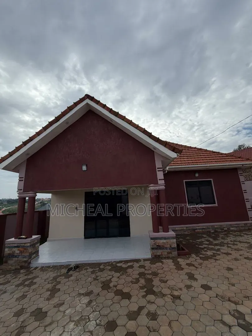 3bdrm House in Kira Nabusugwe Nsasa, Kawempe for sale in Kawempe