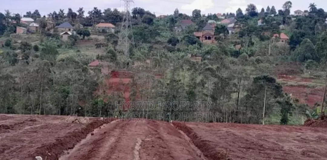 Prime Plots for Sale at Mpigi~Kubikondo Estate~Masaka Road. in Mpigi TC