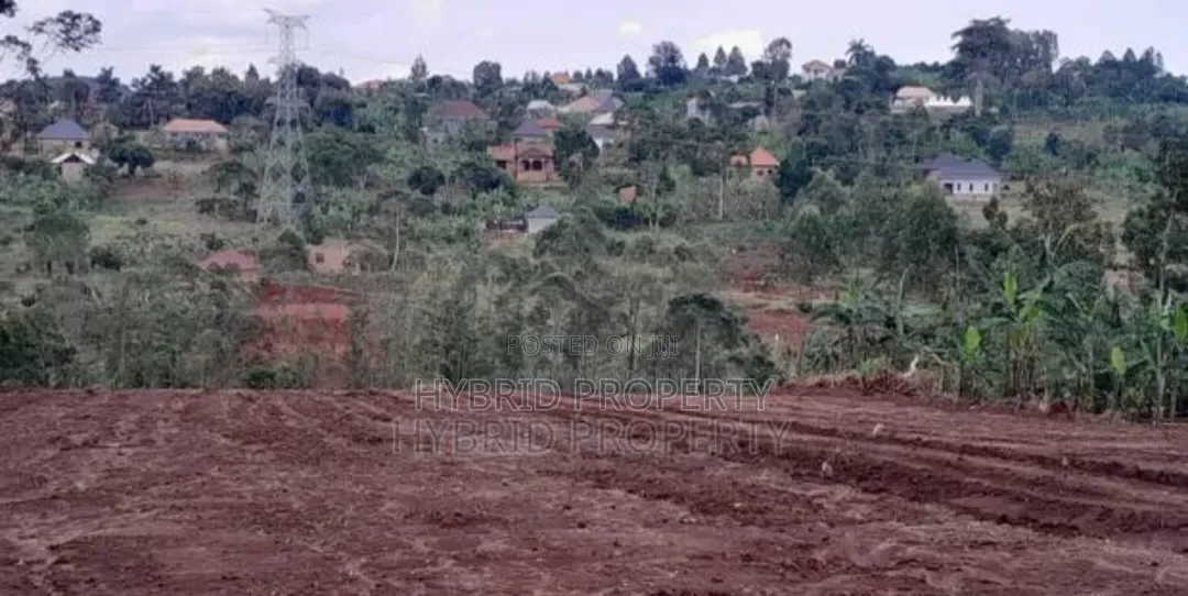 Prime Plots for Sale at Mpigi~Kubikondo Estate~Masaka Road. in Mpigi TC