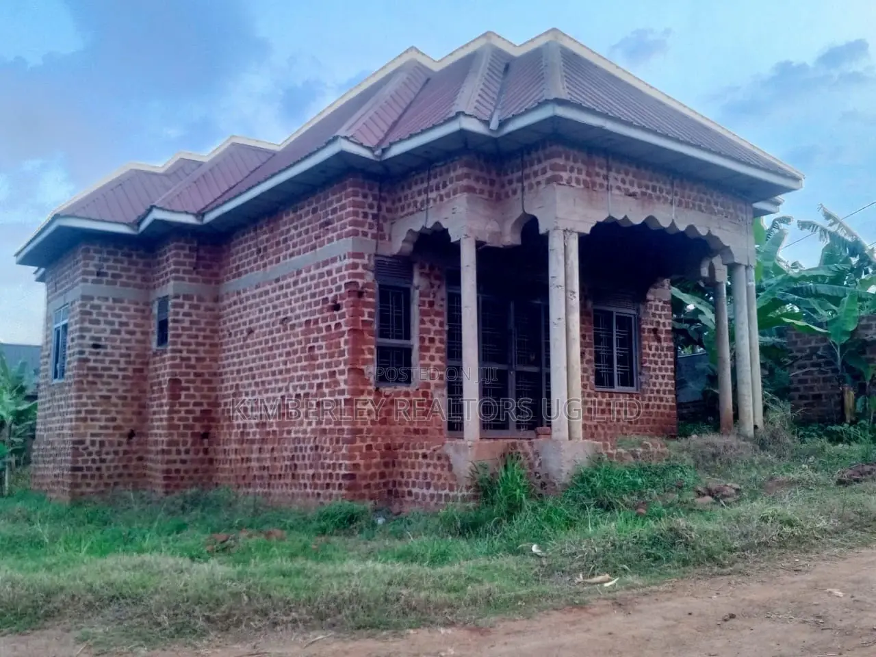 House for Sale in Division A
