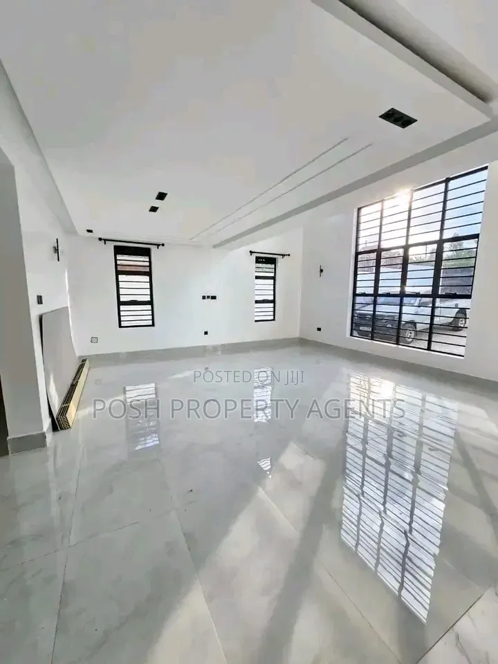 4bdrm Duplex in Lubowa, Central Division for rent in Central Division