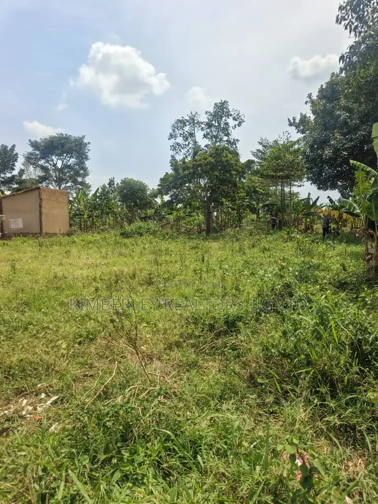 Plot for Sale – Wakiso Nampuuga in Wakiso / Wakiso