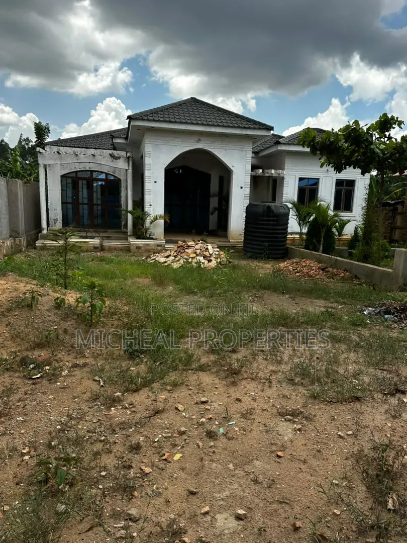 3bdrm House in Gayaza Kiwenda 155M, Kawempe for sale in Kawempe