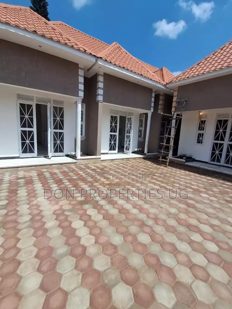 1bdrm Room & Parlour in Mengo Estate, Central Division for rent in Central Division