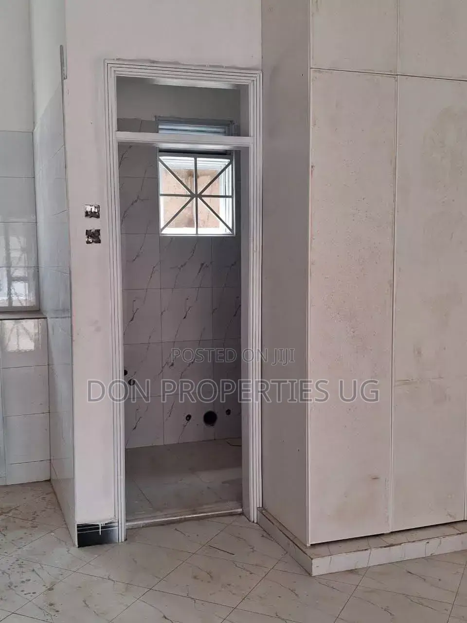 1bdrm Room & Parlour in Mengo Estate, Central Division for rent in Central Division