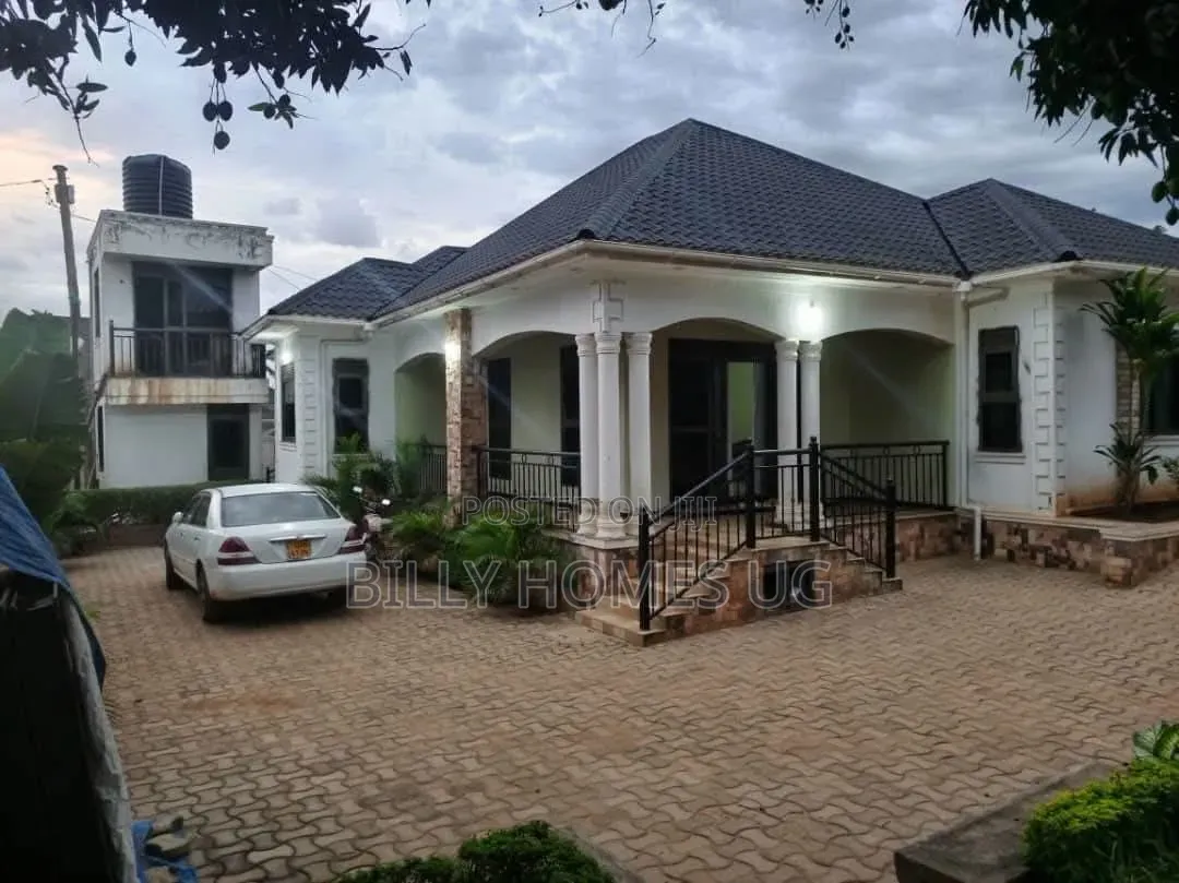 4bdrm House in Nangabo for sale in Nangabo