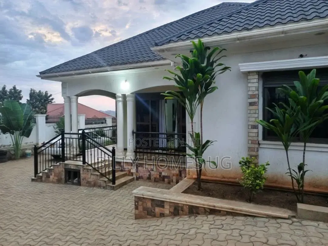 4bdrm House in Nangabo for sale in Nangabo