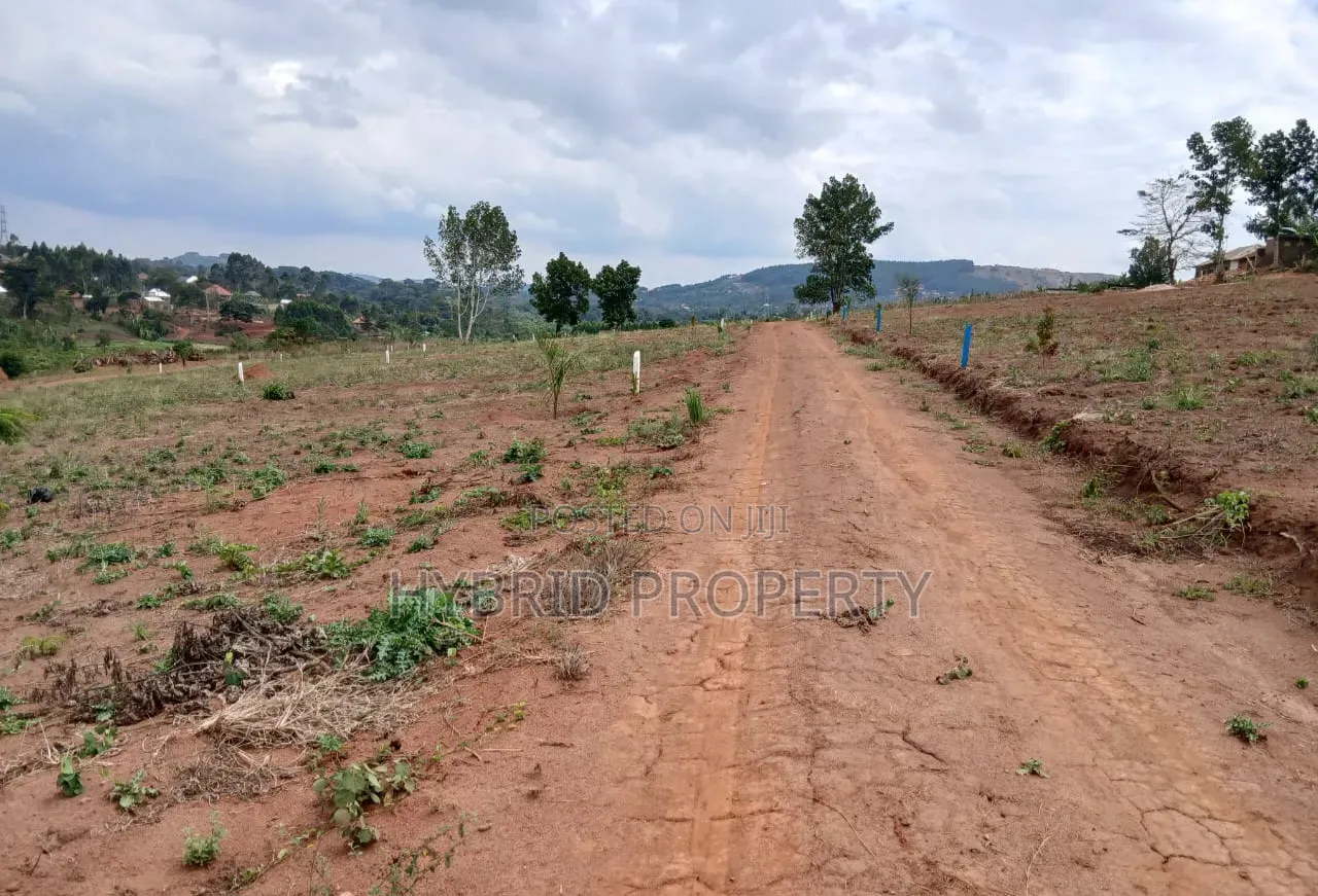 Prime Plots for Sale at Mpigi~Kalagala Kulya Show Estate~Masaka Road. in Mpigi TC