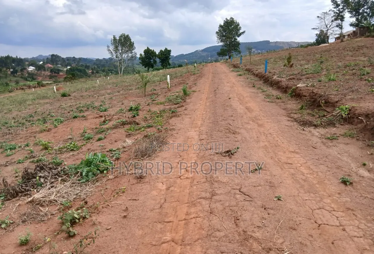 Prime Plots for Sale at Mpigi~Kalagala Kulya Show Estate~Masaka Road. in Mpigi TC