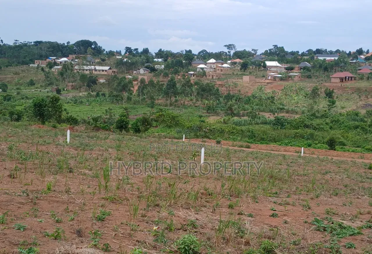 Prime Plots for Sale at Mpigi~Kalagala Kulya Show Estate~Masaka Road. in Mpigi TC